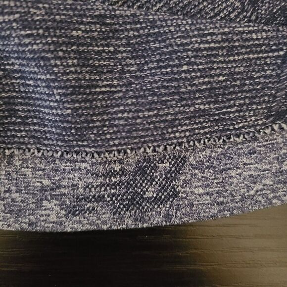 New Balance for J Crew Seamless Tank Blue Stripe M - Picture 5 of 5